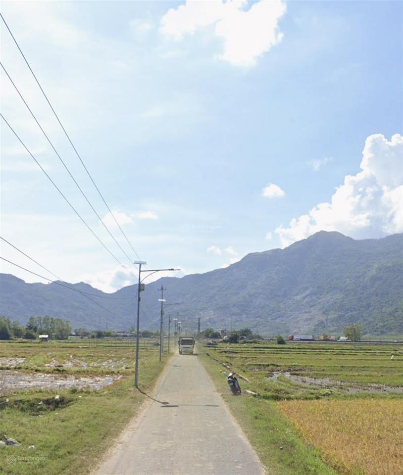 Bán đất thổ cư mặt đường nhựa  tu bông, vạn ninh (khu kt vân phong)