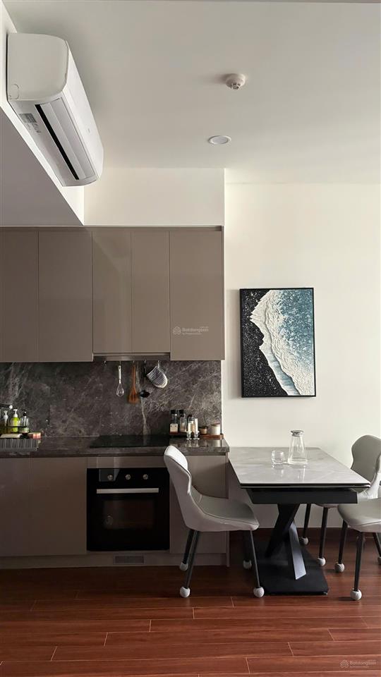 Cho thuê căn hộ 1pn+ 47,2m2 tòa h3 masteri water tầng cao, đã có nội thất