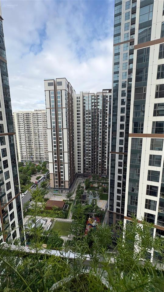 Cho thuê căn hộ 1pn+ 47,2m2 tòa h3 masteri water tầng cao, đã có nội thất