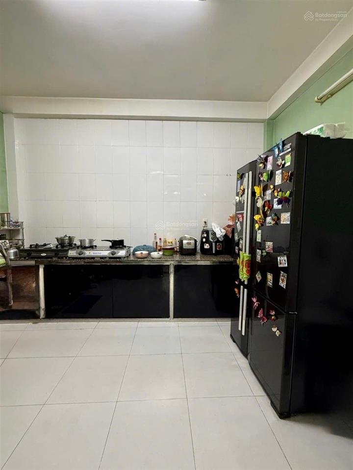 Bán căn nhà 3 tầng hẻm thông, tân hoà đông quận 6, vài bước ra trường mạc đĩnh chi