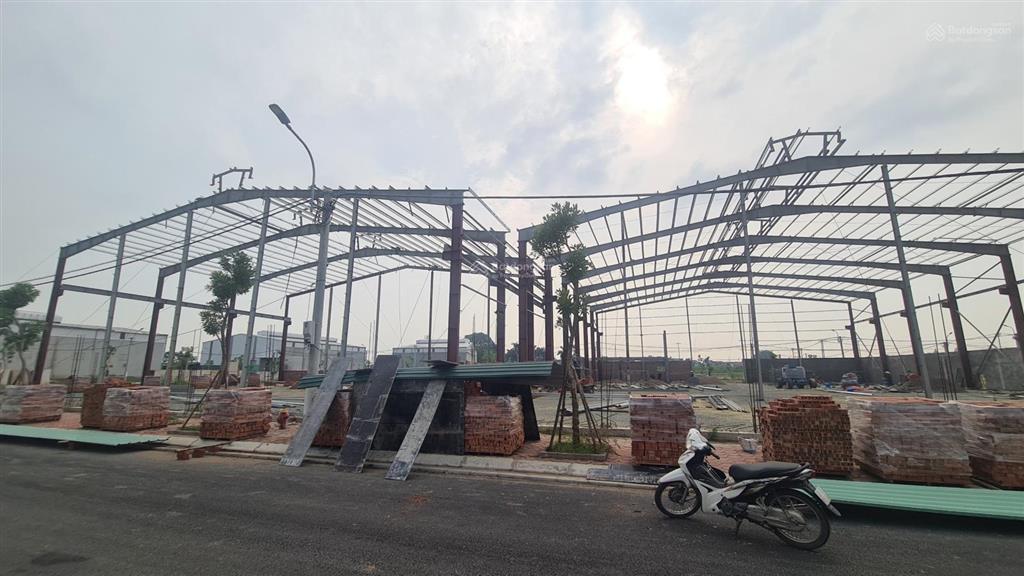 Cho thuê 1.800m2 kho xưởng mới 100% tại cụm cn đan phượng, hà nội