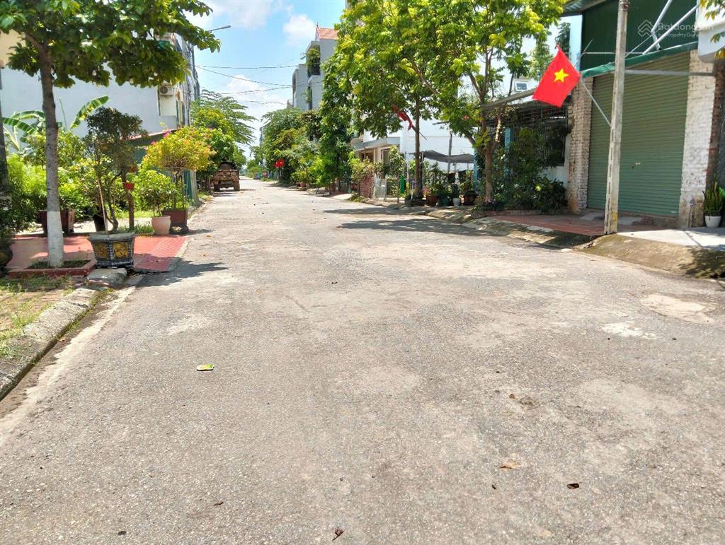 Đất nền 70m2 tại đường đồng sậy, xã đan phượng, hà nội (địa chỉ cũ huyện đan phượng, hà nội)