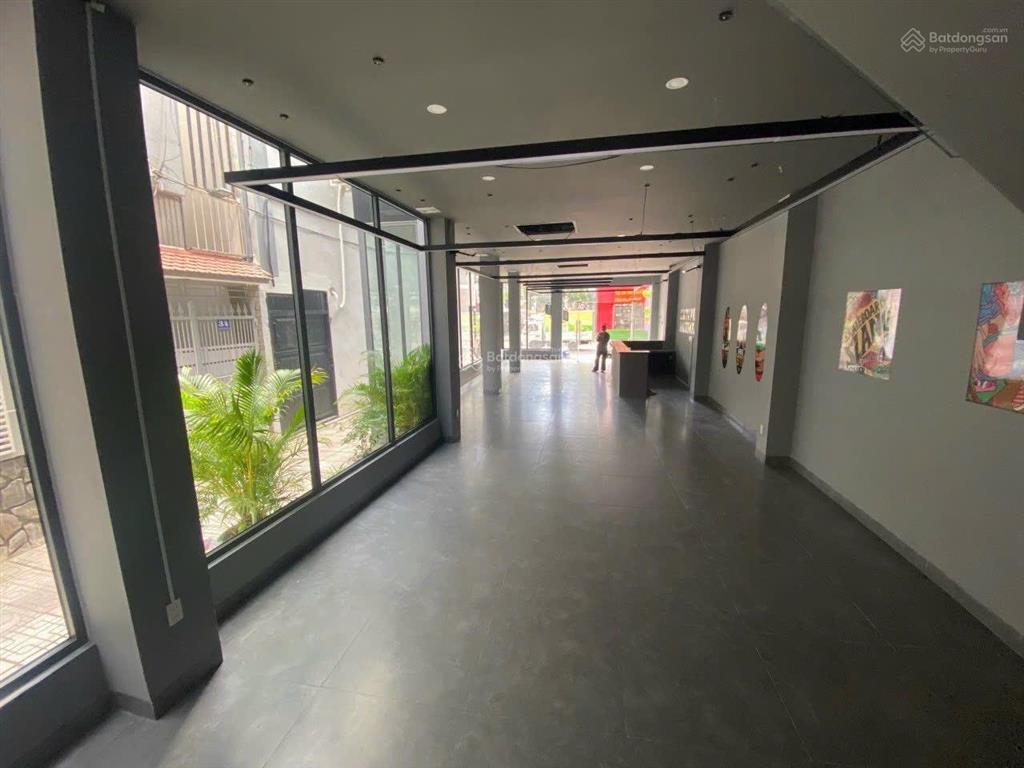 Nhà 2 mặt tiền trần quang khải cách biển 250m  dt 164m2, giá tốt
