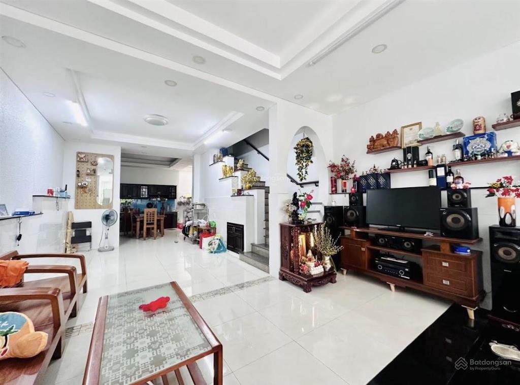 Nhà ngang 5m  1 trục thống nhất  ngay cityland phường 10  4 tầng. giá 7,5 tỷ