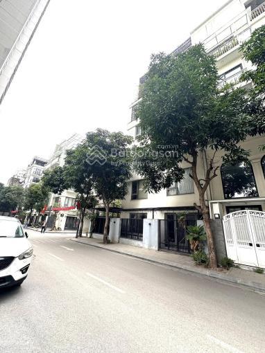 Rẻ 2 tỷ  bán nhanh biệt thự xa la 4 tầng hơn 500m², kinh doanh, hơn 26 tỷ