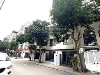 Rẻ 2 tỷ  bán nhanh biệt thự xa la 4 tầng hơn 500m², kinh doanh, hơn 20 tỷ
