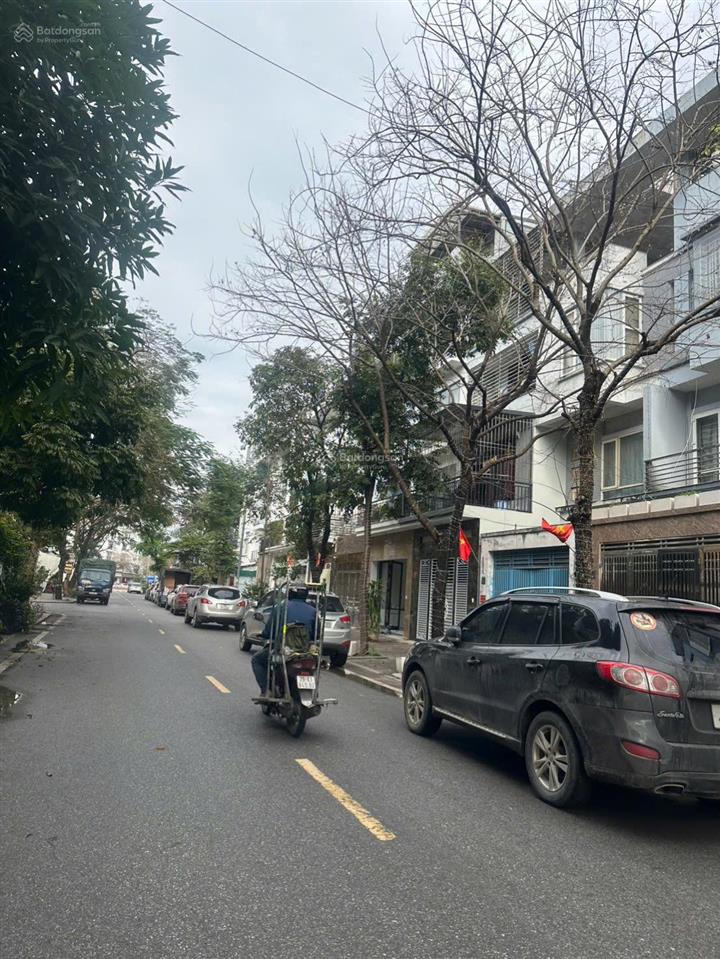 Rẻ hơn nhà thô, bán nhanh lk văn phú 5 tầng kinh doanh, nhỉnh 16 tỷ