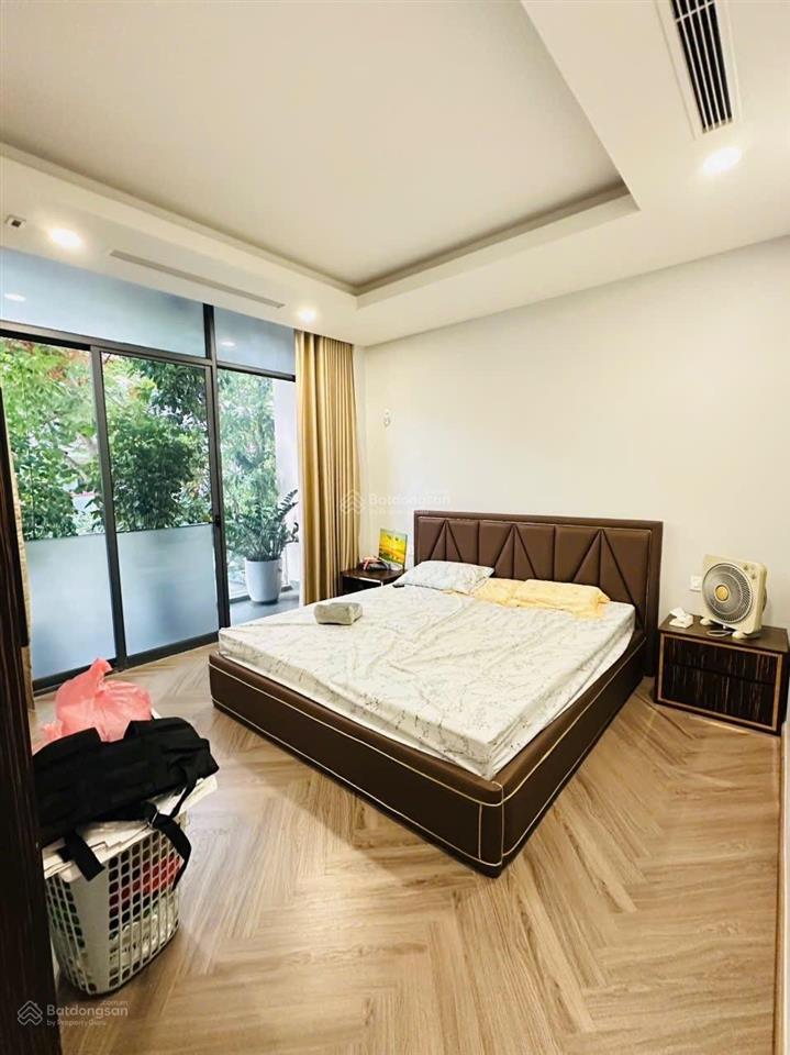 Giảm 5 tỷ bán gấp bt lô góc dương nội ngay hồ 210m2 x 4 tầng, giá 50 tỷ nhỉnh