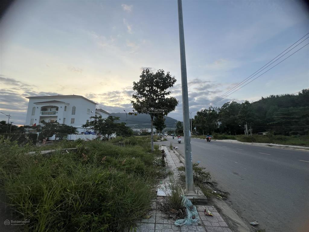 Chính chủ bán lô liền kề 100m ven sông tắc khu biệt lập đẳng cấp