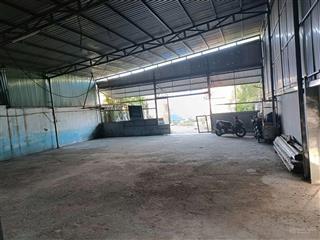 Cho thuê xưởng 350m2 gần ngã tư chiêu liêu  dĩ an có 3 pha
