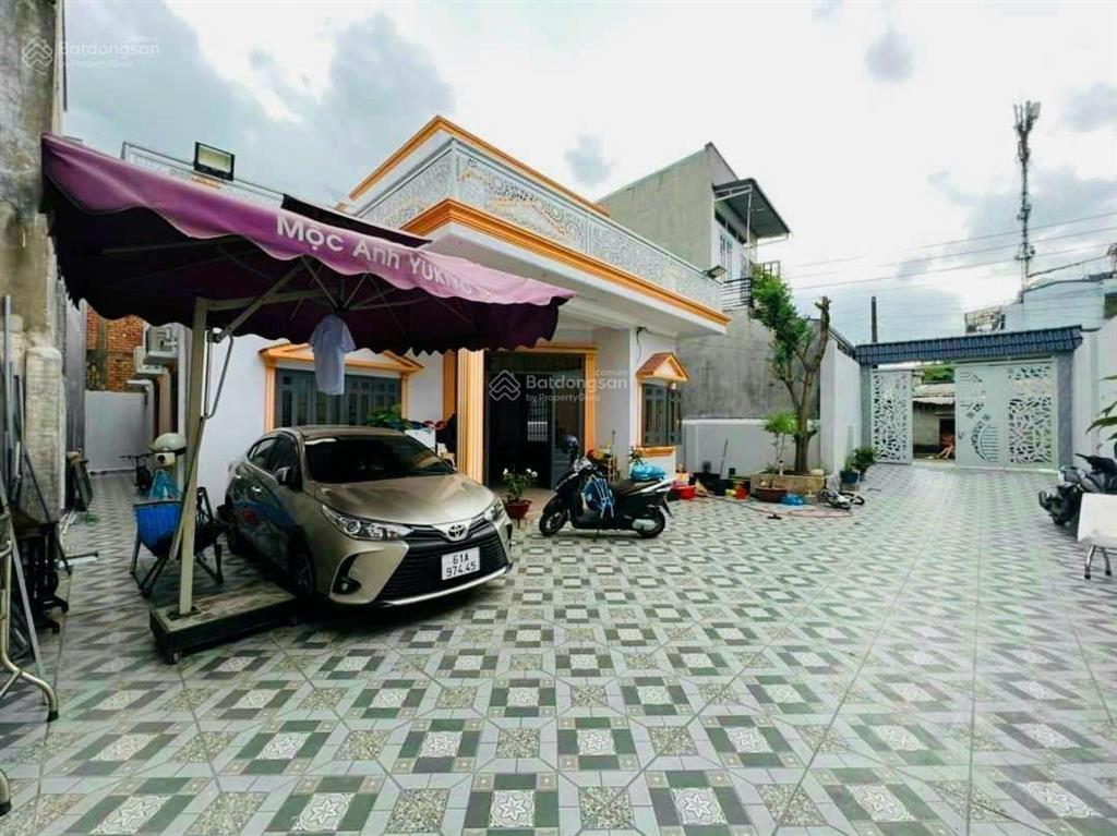 Cho thuê nhà sân vườn tại xóm vắng  dĩ an