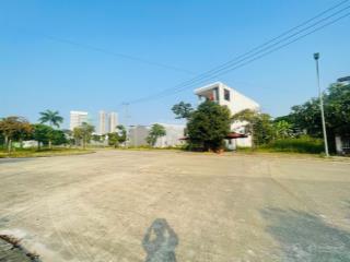 Đất đường 15m khu vệt 50m nguyễn tất thành nối dài, đối diện công viên, kẹp lối thoát hiểm 1m