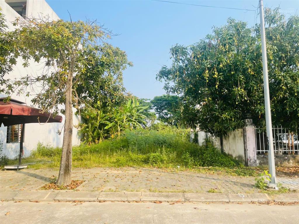 Đất đường 15m khu vệt 50m nguyễn tất thành nối dài, đối diện công viên, kẹp lối thoát hiểm 1m