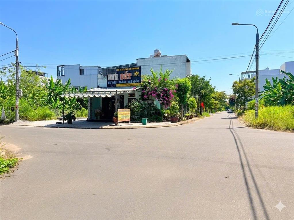 Đất mặt tiền bàu mạc 20 gần nguyễn an ninh, bên hông kẹp lối thoát hiểm 1m hiếm có
