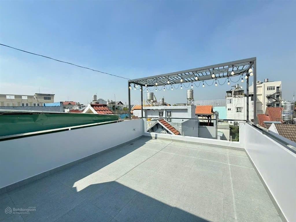 Bán nhà xây mới 4x15m.đúc 4 tấm hẻm 7m thông lê thị riêng,phường thới an.q12. 0902 702 ***