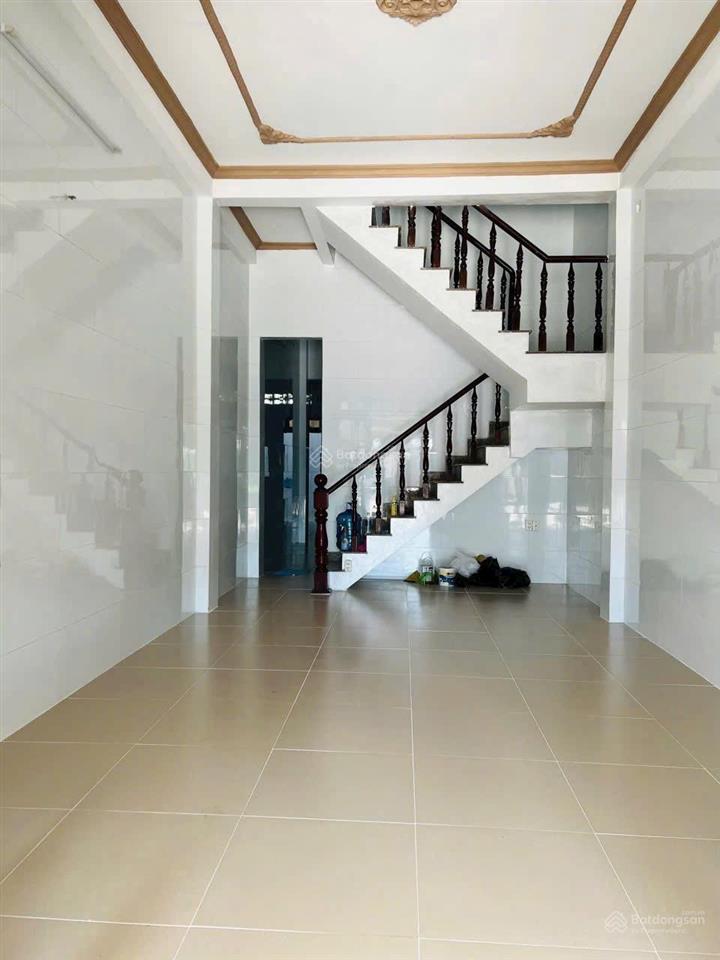 Bán nhà mặt tiền 5m x12m.đúc 3 tấm mặt tiền thới an (gần trần thị cờ)phường thới an.q12.