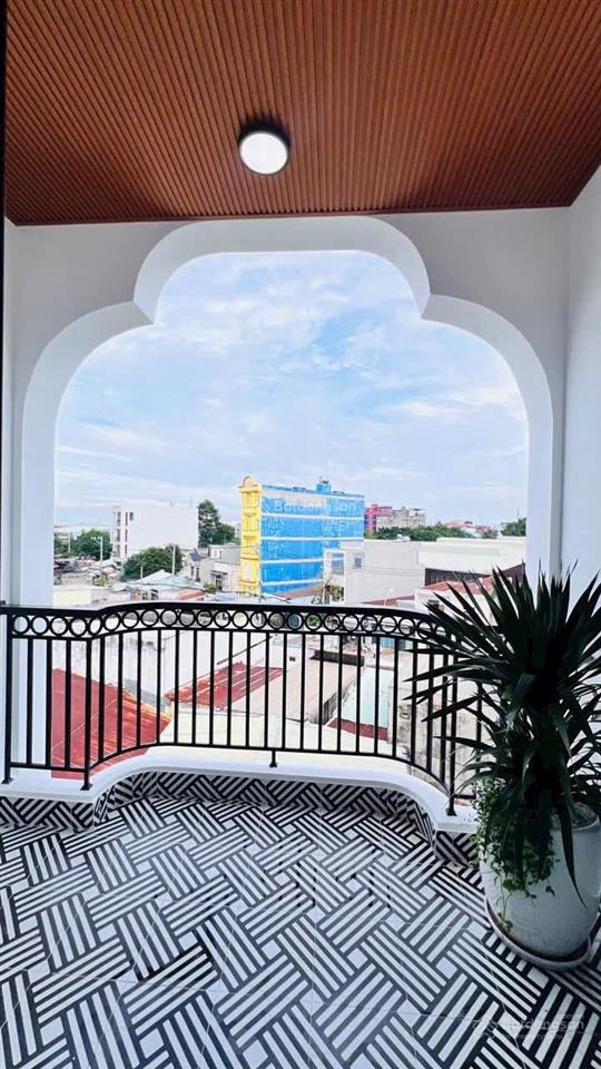 Bán nhà phố đẹp 4,5m x 4m. xây 4 tấm. hẻm 8m đường nguyễn ảnh thủ, phường tân thới hiệp, q12