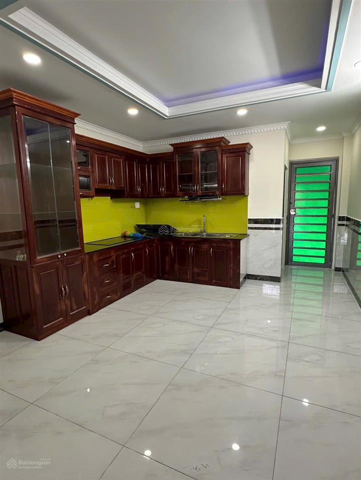 Bán nhà phố 4m x 30m, xây 1 lửng, 3 lầu, mặt tiền thới an 32 thông lê văn khương, p. thới an, q12