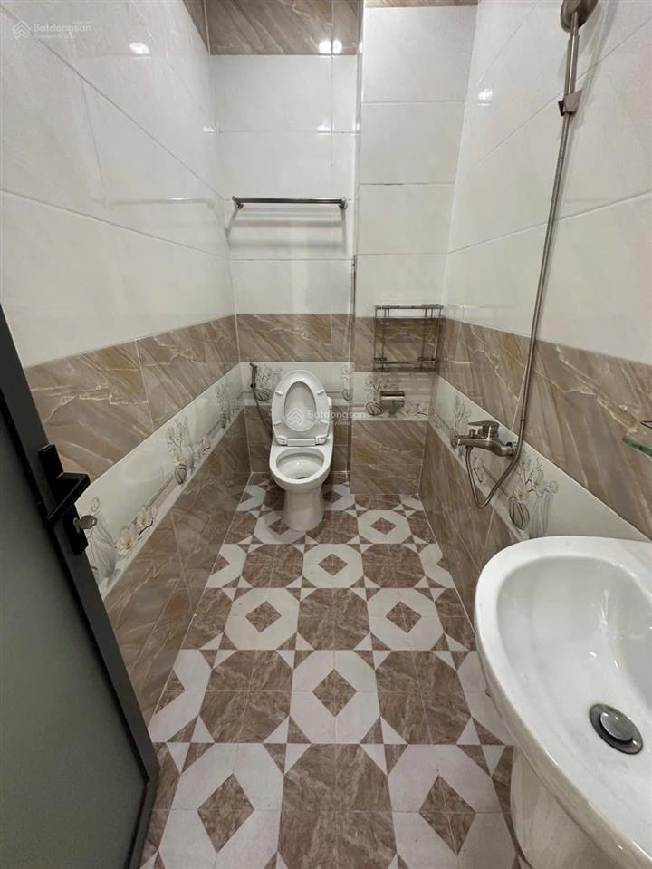 Bán nhà phố 4m x 30m, xây 1 lửng, 3 lầu, mặt tiền thới an 32 thông lê văn khương, p. thới an, q12