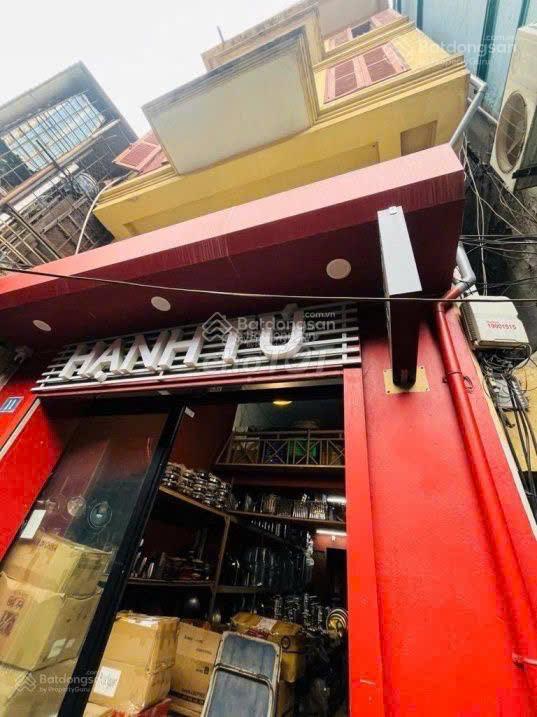 Cần bán nhà phố hàng khoai, cạnh chợ đồng xuân