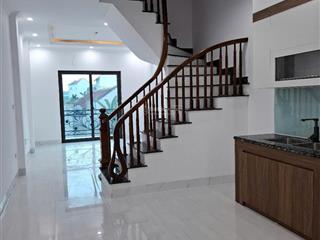 Nhà mới xây 3 tầng gần viện nhi sản chỉ 3,25 tỷ sẵn về ở ngay có hỗ trợ bank