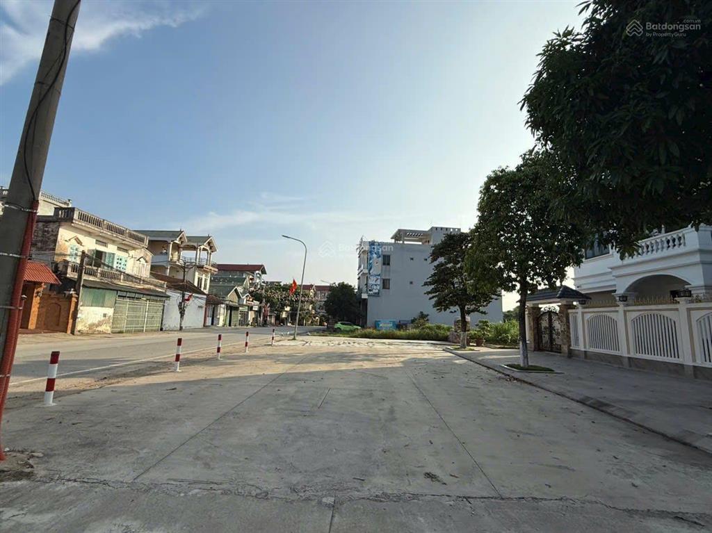 Bán lô 74m2 trục chính xã cấn hữu, kinh doanh hay cho thuê đều đẹp tuyệt vời