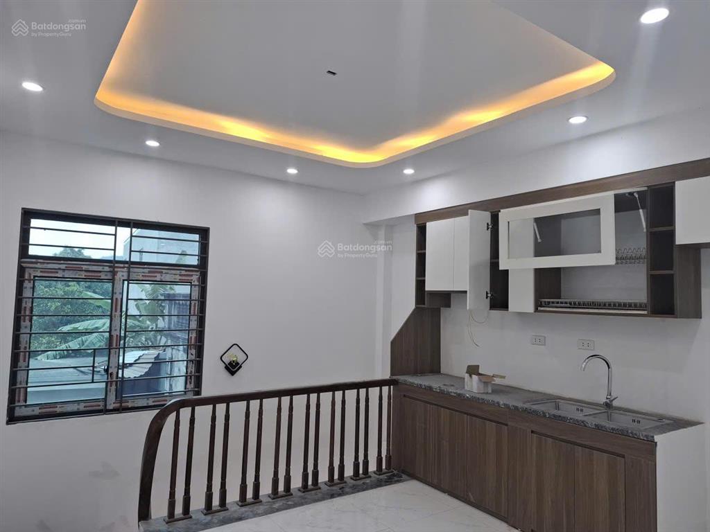 Cần bán nhà mới 4 tầng ô tô đỗ trong nhà ở sài sơn, quốc oai giáp qh 4 trường đại học đón sóng