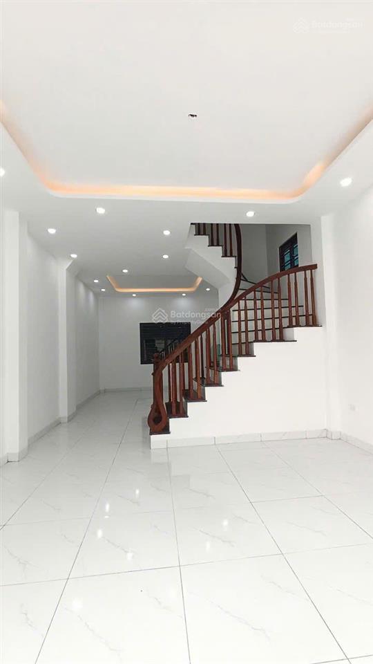 Bán nhà 3 tầng ô tô đỗ cửa ở đồng lư chỉ 2,95 tỷ, nhà mới xây về ở ngay