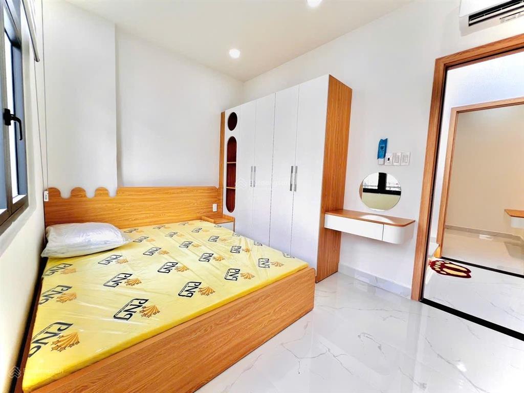 Nhà mới full nt gần emart phan huy ích 3 pn 2 wc nhỉnh 4 tỷ