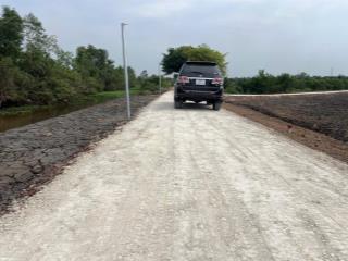 1000m2 vườn đg ô tô, kv chuyển thổ, view kênh đg ô tô tải quay đầu, kdc đông đúc.