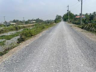 1000m2 vườn đường ô tô ngay đất, cách đường đan kênh xáng tầm 500m, view kênh, kdc đông