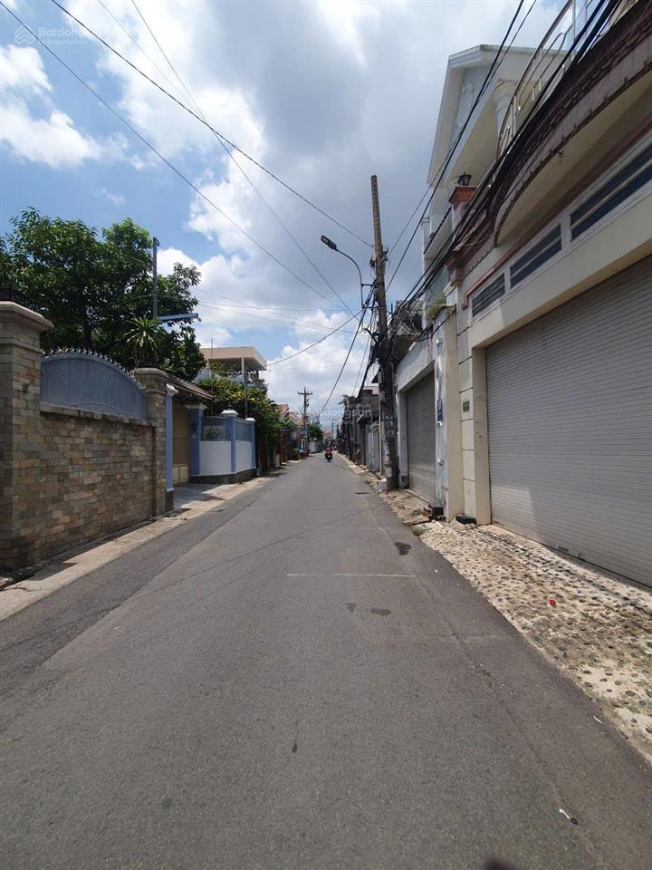 Bán gấp nhà lầu gần ngay siêu thị go tân hiệp!!!