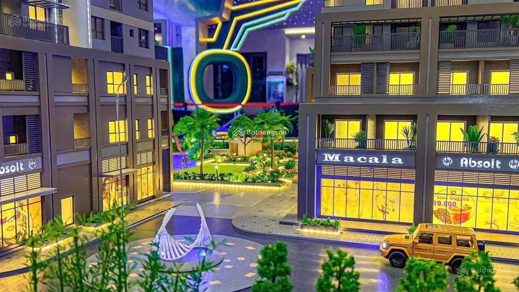 Bán căn shophouse khối đế chỉ 4,5 tỷ. vị trí thuận tiện khai thác cho thuê. sở hữu lâu dài