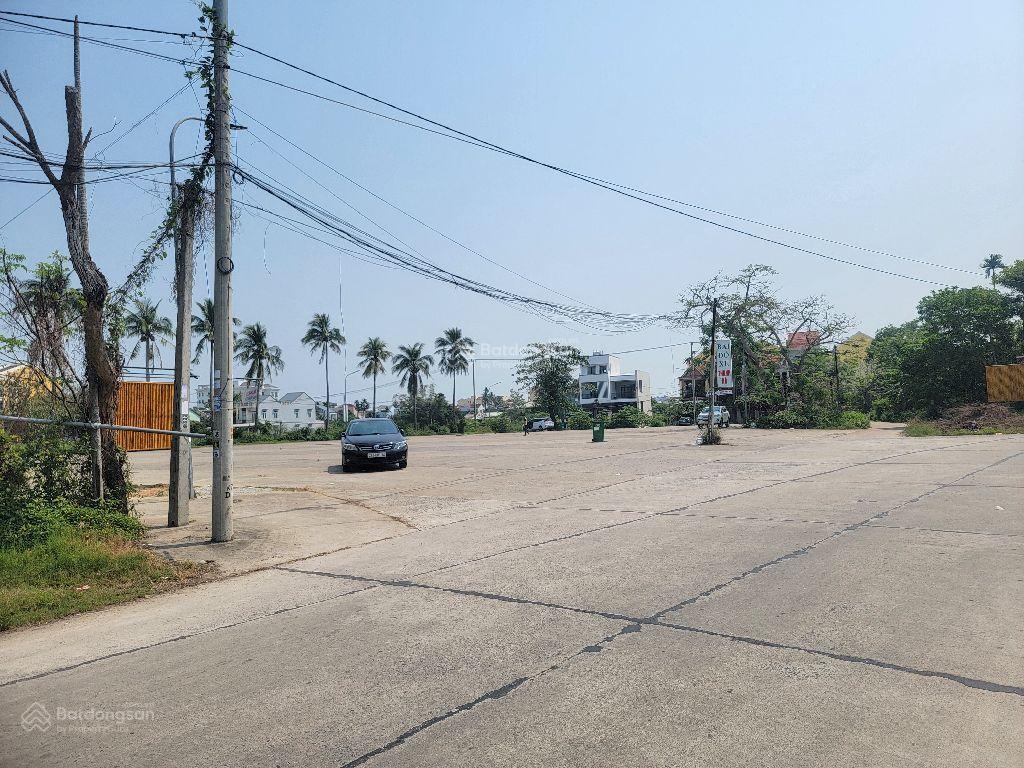 Chính chỉ cần bán lô đất trống đường rộng 33m ngũ hành sơn