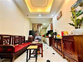 Bán nhà riêng phố tân mai hà nội  dt 30m ngủ 4 vs , ngõ nông gần phố, gần trường tiểu học tân mai