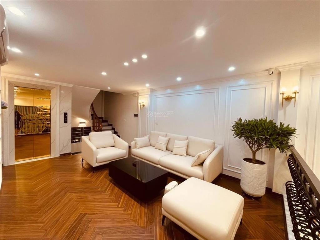 Bán nhà phân lô khu đô thị đền lừ hoàng mai 7 tầng thang máy  gara oto 7 chỗ dt 50m x mt 4.1m