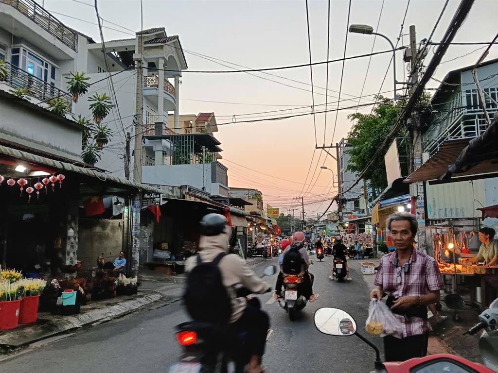 Mặt tiền Kinh Doanh ngay chợ Bùi Dương Lịch gần ngã tư Gò Mây 158m2-2 tầng Nhỉnh 12 tỷ