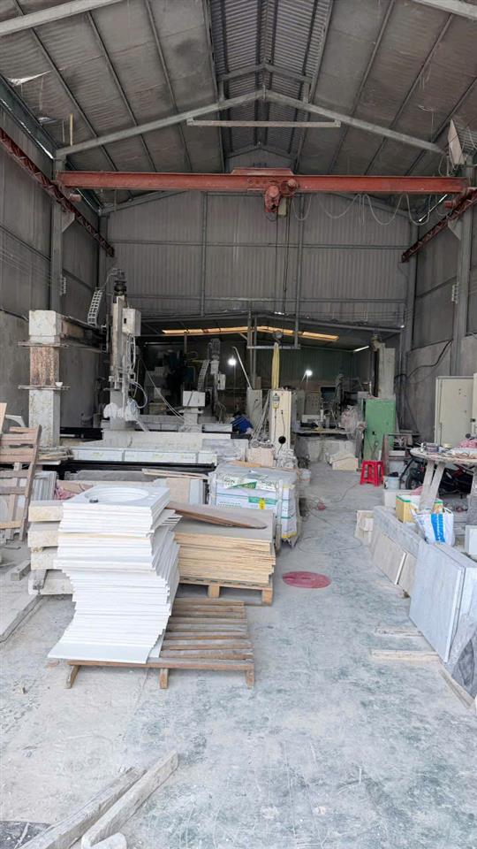 Gấp bán nhà xưởng Mặt Tiền đường Vườn Thơm Bình Chánh 490m2 thổ cư 390m2-11 tỷ 3