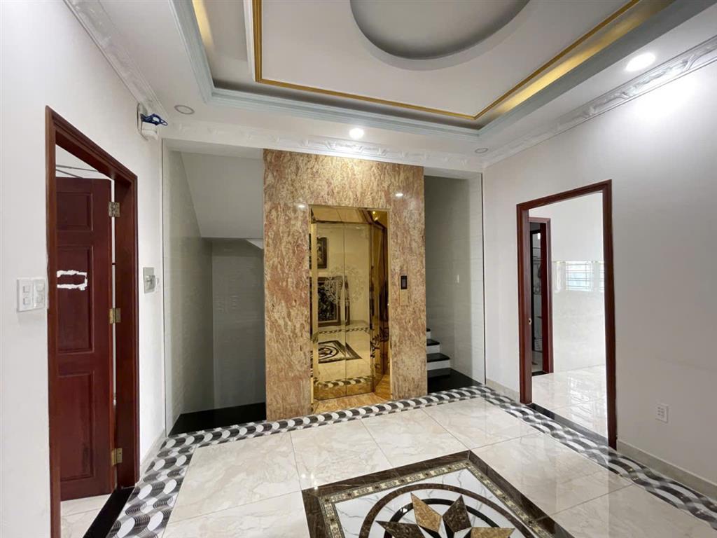 Giảm sốc 1 tỷ Gấp bán Biệt Thự sát mặt tiền liên khu 4-5 -140m2,5 Tầng thang máy Nhỉnh