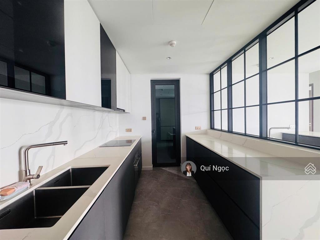 Bán 3pn crest 152m2, tầng cao, view sông không chắn