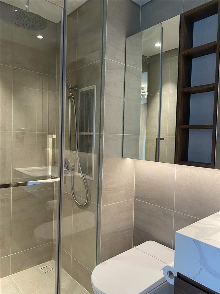 Đã có sổ bán căn 2pn crest tầng cao, view sông