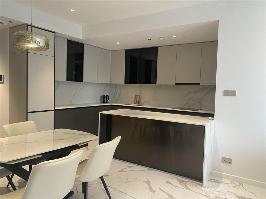 Đã có sổ bán căn 2pn crest tầng cao, view sông