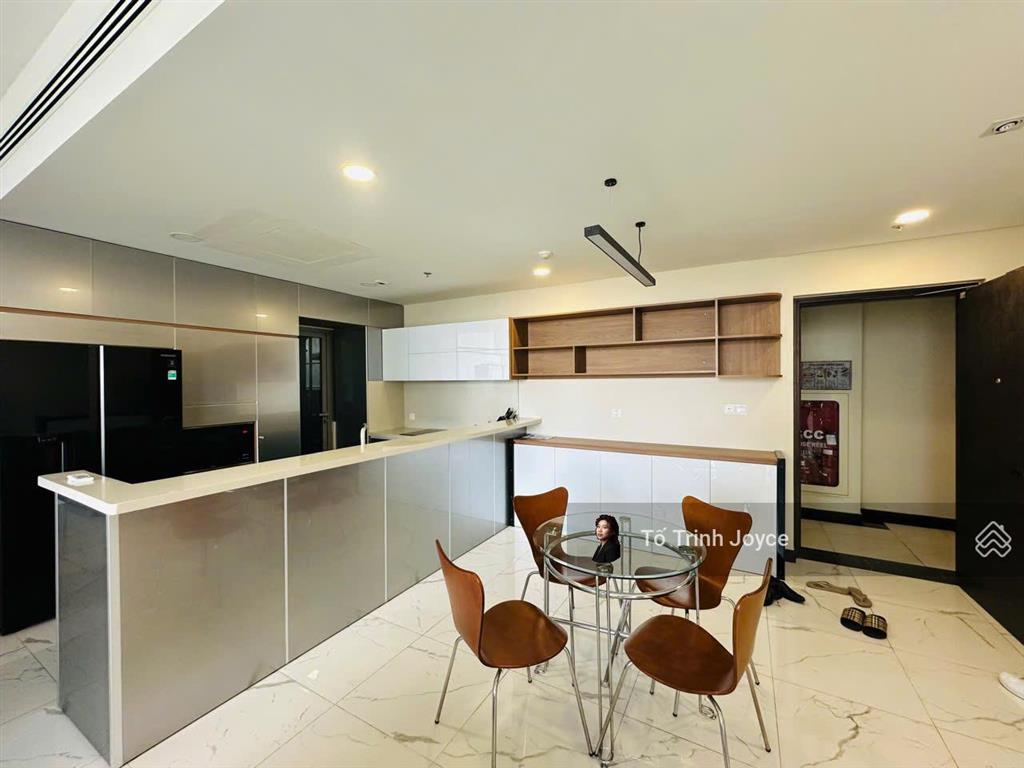 Bán 3pn empire city  view sông sg bitexco q1 & cầu đi bộ  full nội thất  tặng kèm suất đậu ô tô