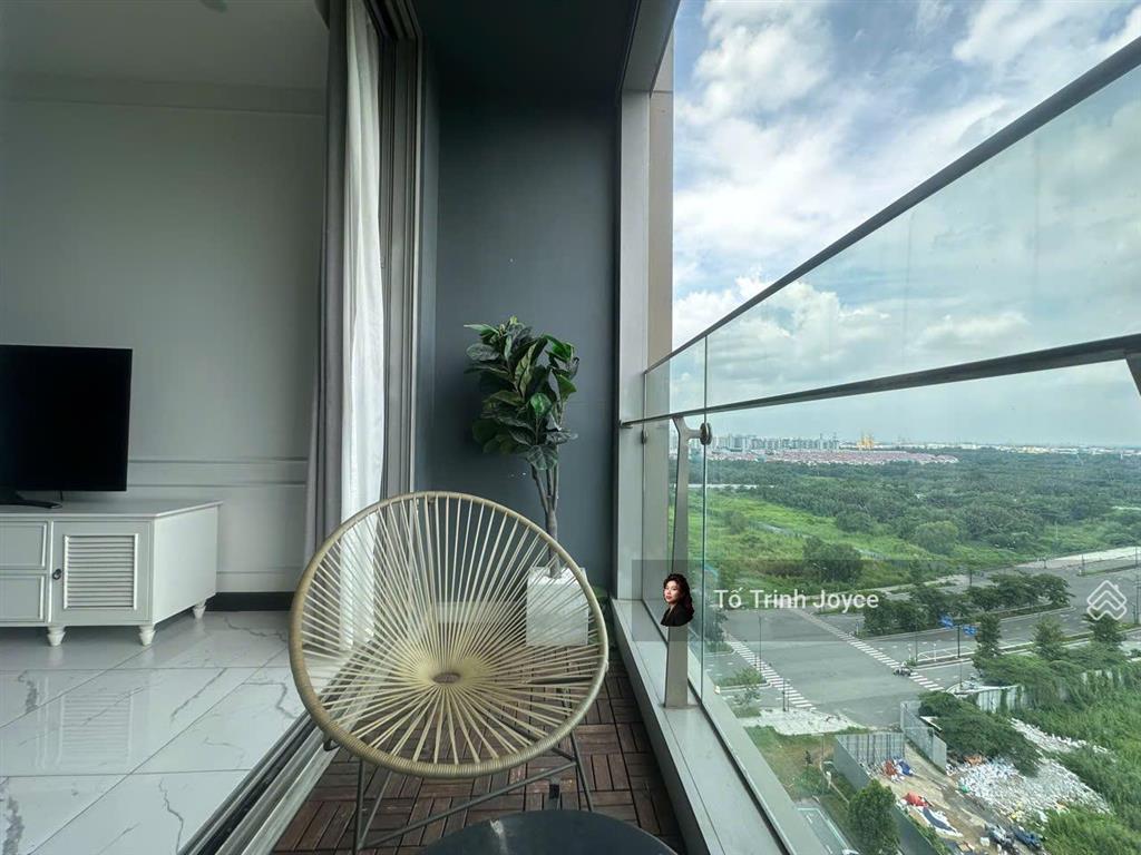 Nhà đẹp cho thuê 2pn empire city  view sông quận 4  đầy đủ nội thất  chủ nhà thân thiện