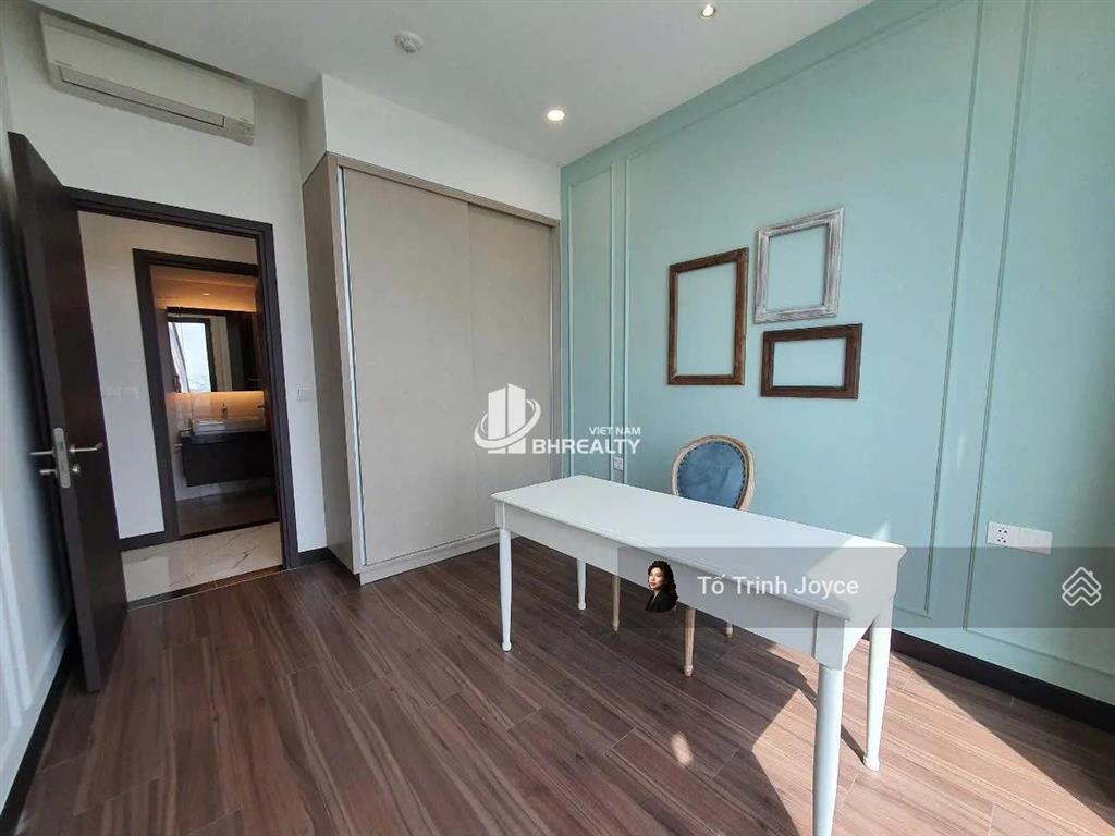 Nhà đẹp cho thuê 2pn empire city  view sông quận 4  đầy đủ nội thất  chủ nhà thân thiện