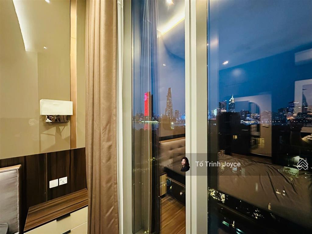 View pháo hoa cho thuê 2pn empire city  view sông sg, skyline quận 1  trần cao  lung linh về đêm