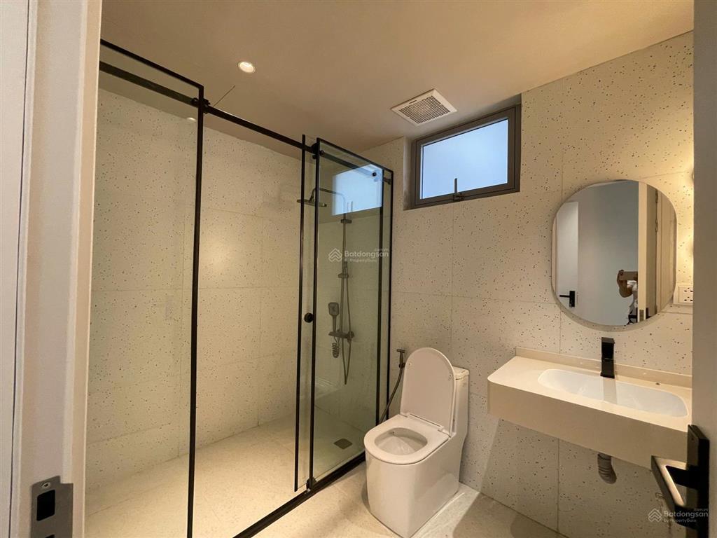 Cho thuê căn hộ celesta rise 3pn 2wc, dt 105m2, full nội thất  mặt tiền nguyễn hữu thọ