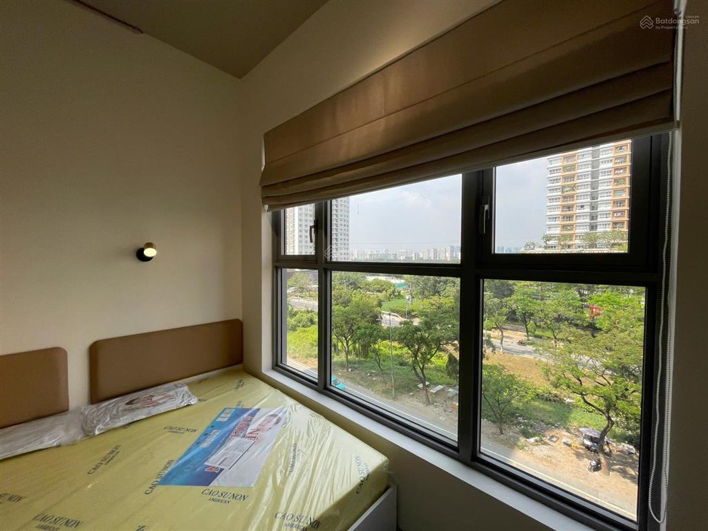 Cho thuê căn hộ celesta rise 3pn 2wc, dt 105m2, full nội thất  mặt tiền nguyễn hữu thọ