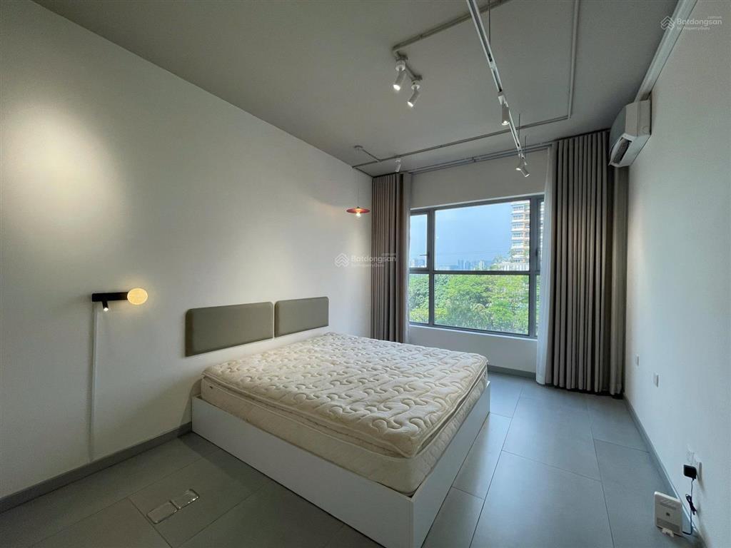 Cho thuê căn hộ celesta rise 3pn 2wc, dt 105m2, full nội thất  mặt tiền nguyễn hữu thọ