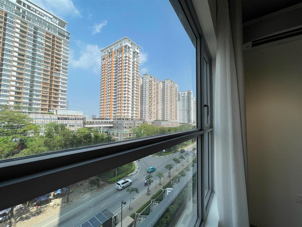 Cho thuê căn hộ celesta rise 3pn 2wc, dt 105m2, full nội thất  mặt tiền nguyễn hữu thọ